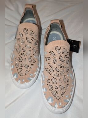 Bernie Mev. Gardenia Blush/Rose Gold EU 38 (US Women's 7) M NWT